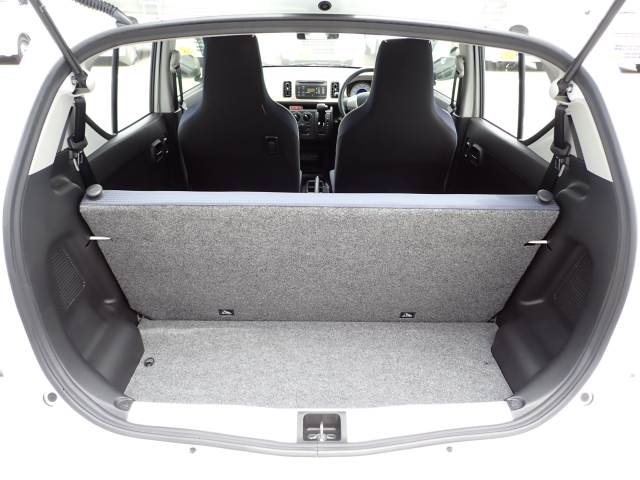 ���Еۏ؂ł͔[�ԓ����瑖�s�����������ŁA���Օi�������S�Ă̕��i���P�N�ԕۏ؂��܂��B�i�����ԗ��Ɋւ��ĉˑ����u�͕ۏؑΏۊO�ƂȂ�܂��j�i�O���Y�Ԃ͋���5,000�q�܂Ŕ��N�ԁj