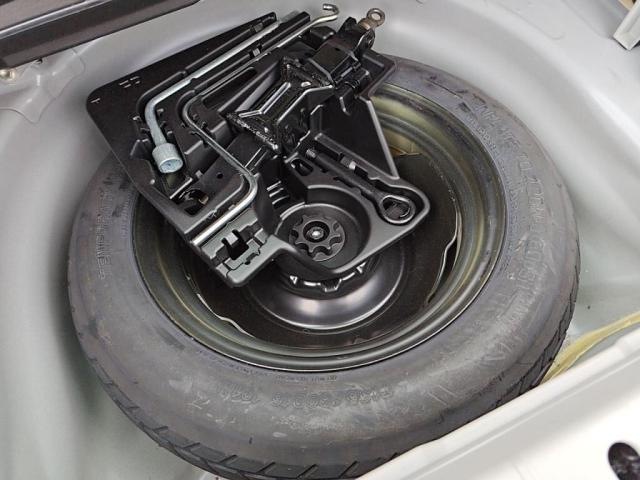 車両画像30