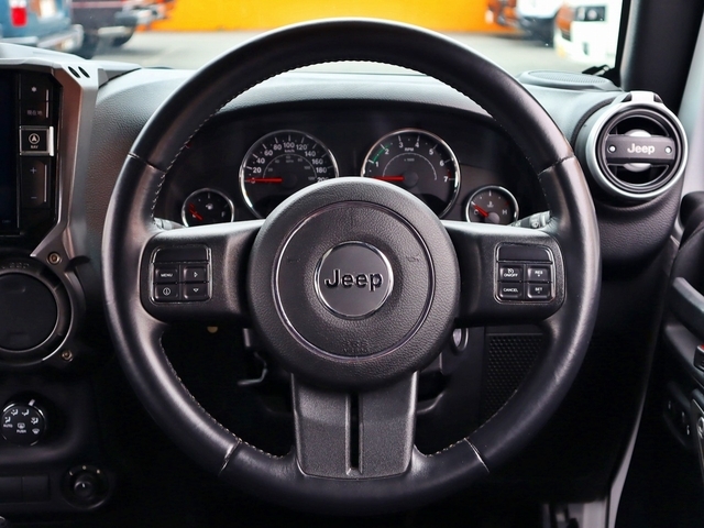 �N���[�Y�R���g���[���ǋL�̃X�e�A�����O��