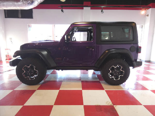 ■納車前はしっかりとした整備を行い、記録簿を発行致します。全車無料２年保証をお付け致しております！！■オイル交換も４カ月毎に３年間、無料交換サービスを実施しております！