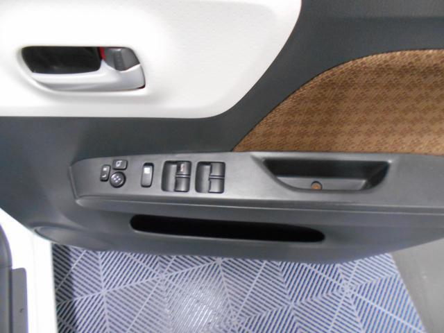 車両画像30