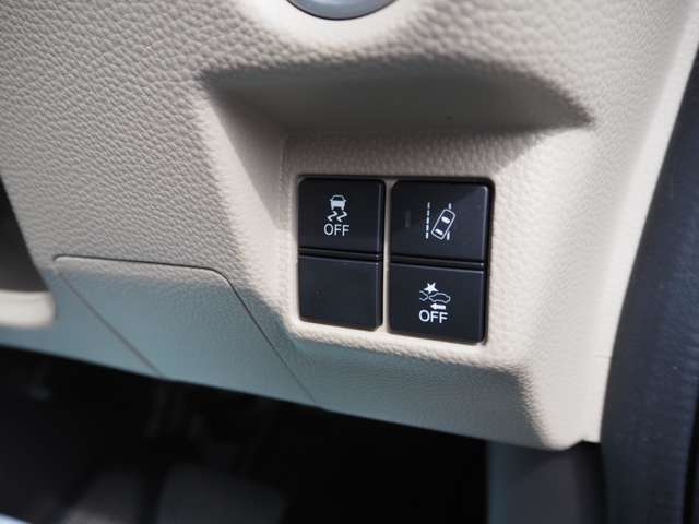 �z���_�Z���V���O���ځI�Փˌy���u���[�L�A