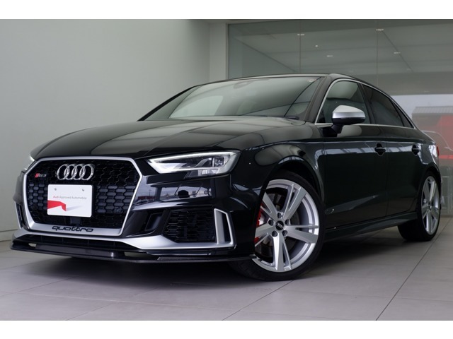 ＲＳ３　セダン(アウディ) ベースグレード 中古車画像