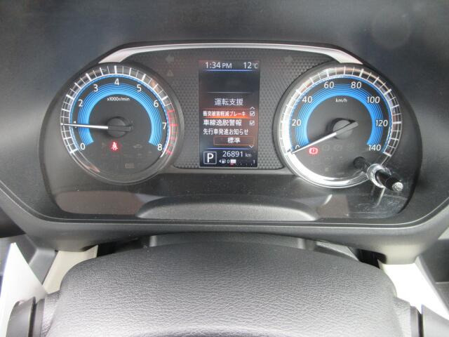 �V���v���Ō��₷���f�U�C���̃��[�^�[�p�l���ł��B�Ԃ̏�񂪕\�������厖�ȏꏊ�����炱�����₷������