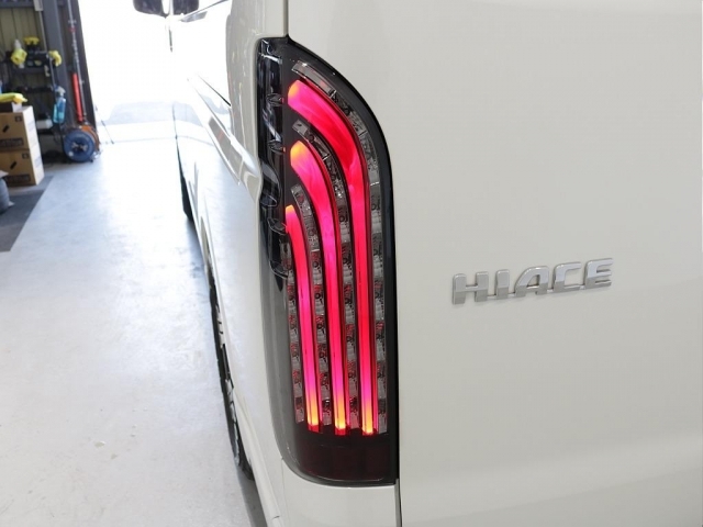 車両画像11