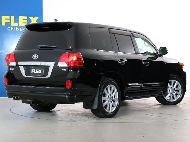 ���f���X�^�X�|�[�c�}�t���[�����I