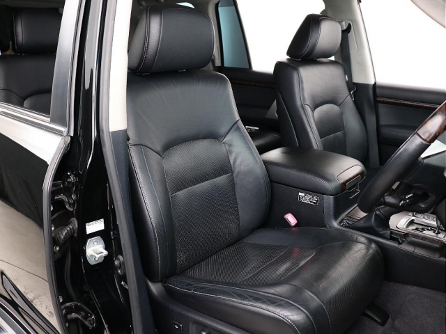 �V�[�g�x���`���[�V�������ځI