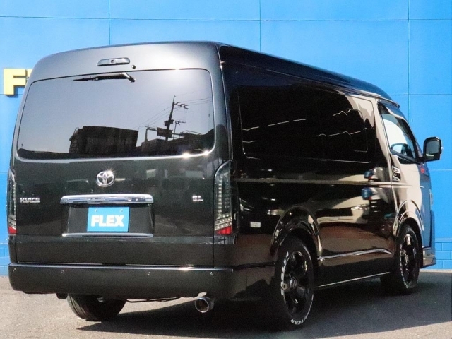 お車購入、カスタム検討のお客様の是非一度店頭にご来場下さい。