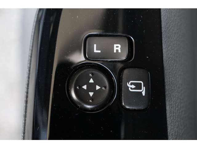 �d���i�[�~���[