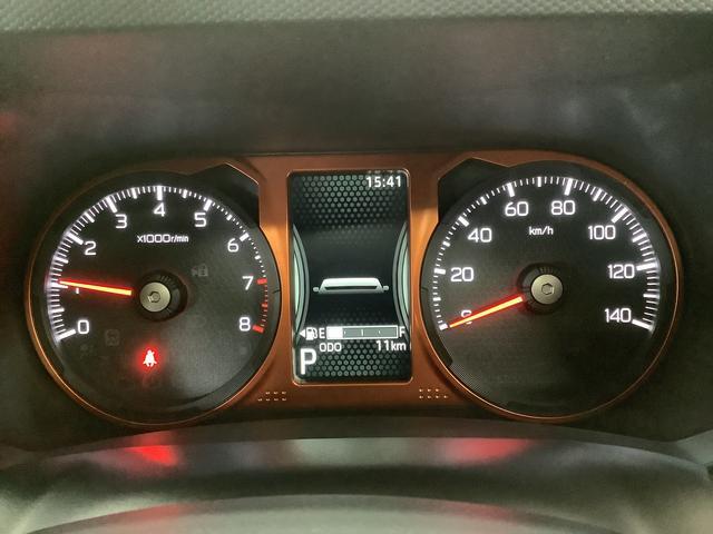 車両画像30