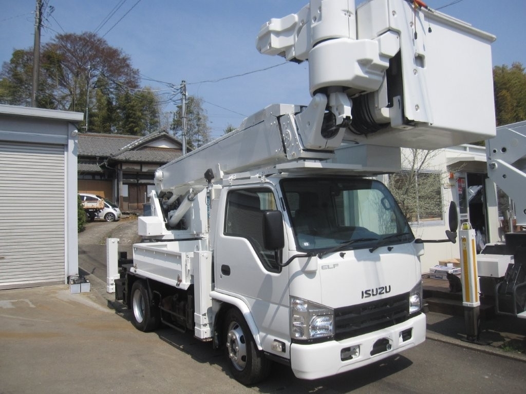 エルフ　特装車