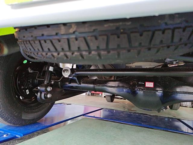 車両画像30