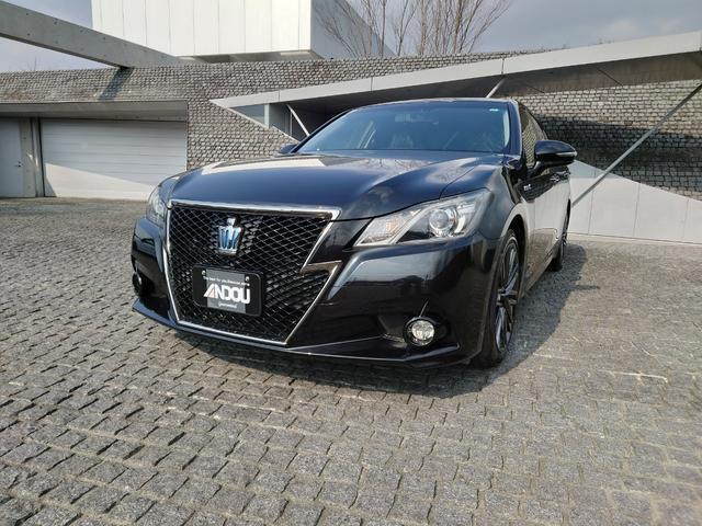 クラウン　セダン　ハイブリッド　アスリートＳ　ブラックスタイル　メーカー