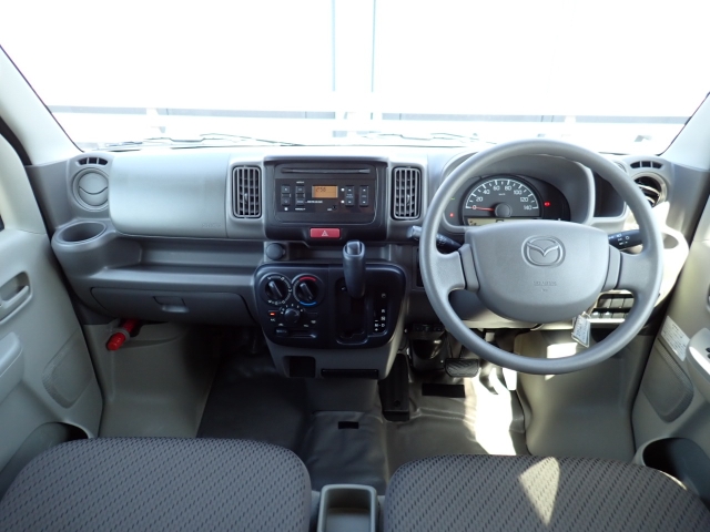 インパネ画像になります。オリックス認定中古車は全車鑑定書付き。株式会社AISの検査を全車両に実施し1台ごとに評価点のついた認定書の発行を行っております。