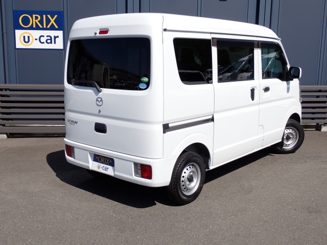 リヤビューの画像になります。オリックス認定中古車には、ご購入後も安心してお乗りいただくために、独自の｢オリックス認定中古車保証｣をお付けしています。