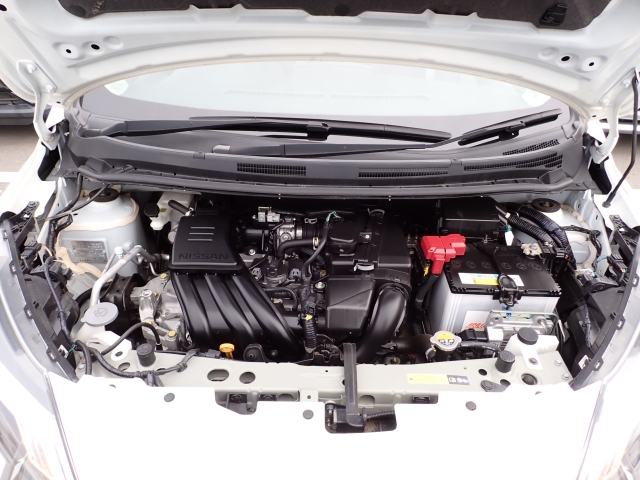 �G���W�����[�������ꂢ�ł���B�@�֋@�\�n���ǍD�ł��B�[�ԑO�ɓ_���������s���܂��B�G���W���I�C���E�I�C���t�B���^�[�E�G�A�R���t�B���^�[�E���C�p�[�S���͕K�������v���܂�