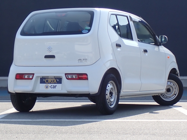 オリックス認定中古車は御納車前に全車１２または２４ヶ月月点検を実施しオイル、エレメント、全ワイパーゴム、エアコンフィルターは無条件で新品に交換致します。安心の充実整備です。