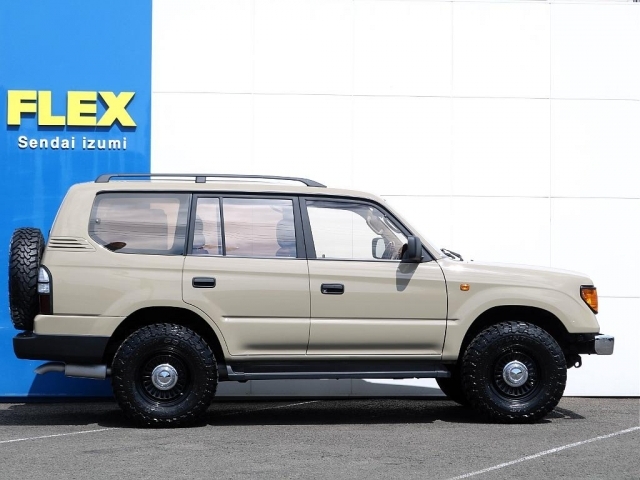 車両画像8
