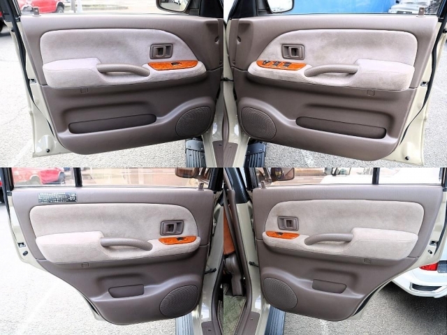車両画像16