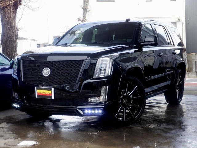 エスカレード　ＡＷＤ　プラチナム