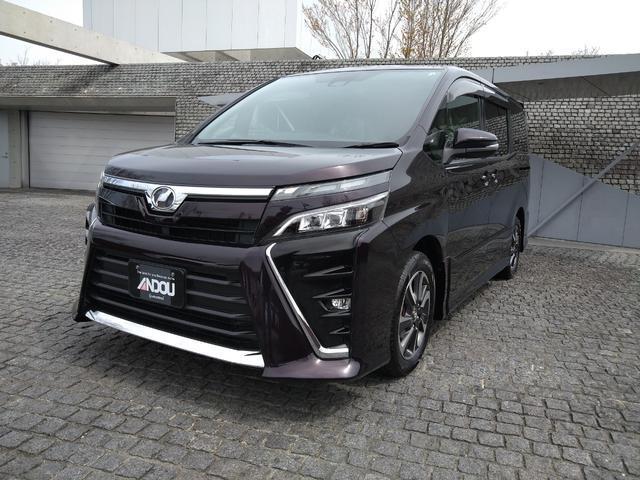 ヴォクシー　ＺＳ　純正１０インチナビ＆地デジ・バック