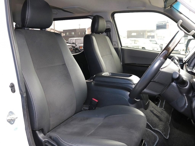 �n�[�t���U�[�V�[�g��