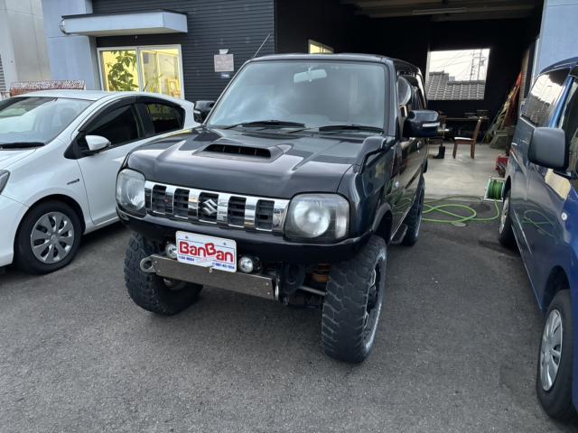 ジムニー　４ＷＤ　クロスアドベンチャー　サロモン