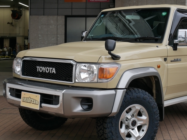 �I�v�V����TOYOTA���S�O�����A�p�Պ󏭃p�[�c