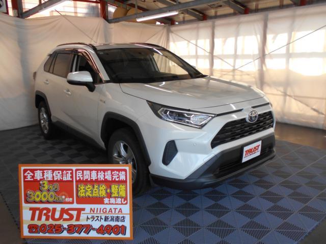ＲＡＶ４　ハイブリッド　２ＷＤ　Ｘ
