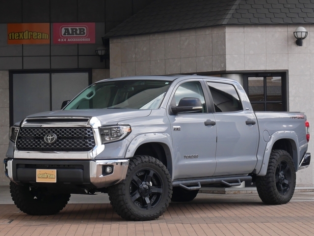 タンドラ　４ＷＤ　クルーマックス　ＳＲ５　ＴＲＤオフロード