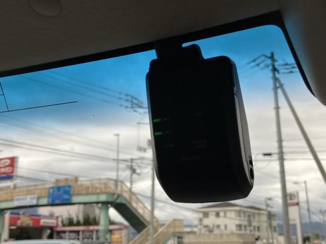 車両画像30