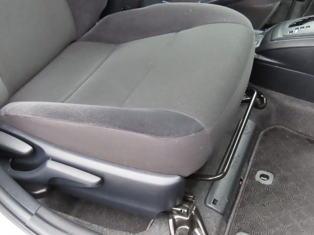 �ԓ��͐��Ǝ҂ɂĎ����N���[�j���O�{�H�ς݂Ȃ̂ŁA��ϐ����ł��B�I���b�N�X�����Ԃł݂͂Ȃ��܂ɉ��K�ȃh���C�u�����񑩂��܂��B