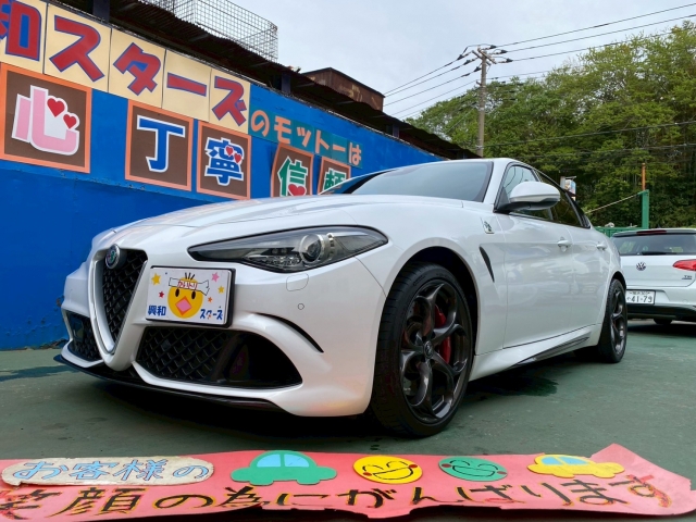 ジュリア　クアドリフォリオ　Ｖ６　ビターボ