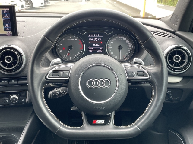 車両画像30