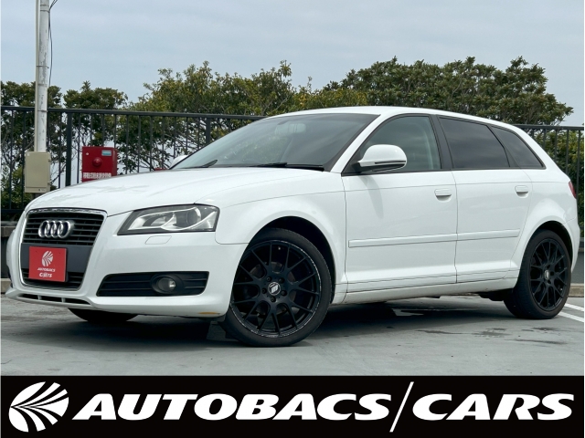 Ａ３　スポーツバック　１４００　１．４　ＴＦＳＩ　右ハンドル　