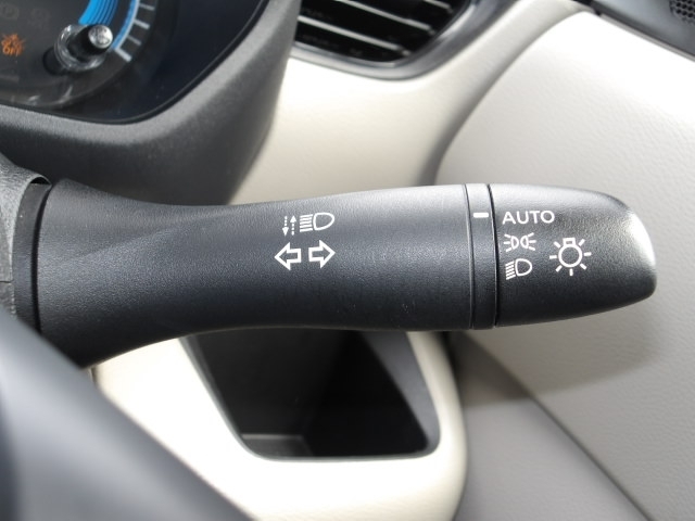 オートライト機能付きです