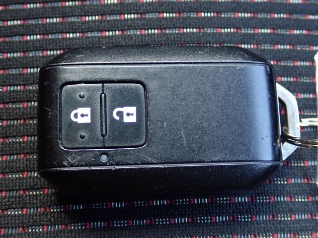 ���Ƃ��Ă��֗��ȃX�}�[�g�L�[�V�X�e���������g�т��邾���Ńh�A���̎{���E�J���E�G���W���n�����\�ȃX�}�[�g�L�[�V�X�e���ł��B