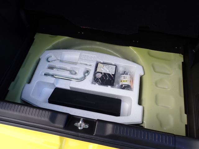 �p���N�C���L�b�g���ڎԂł��B