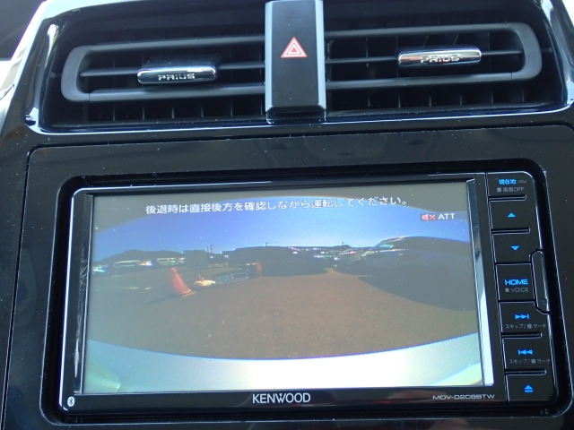 �o�b�N�J�����������Ă���܂��B���Ԏ��ɑ�ϖ��ɗ����܂�������Ԃ����ȕ��ɂ��֗��@�\�ł���