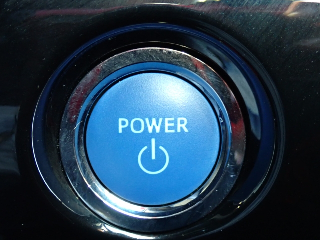 �v�b�V���X�^�[�g�ŃG���W���n����