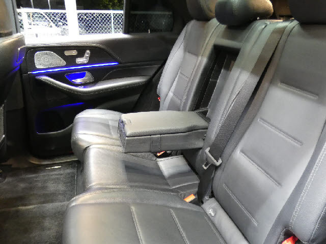 車両画像30