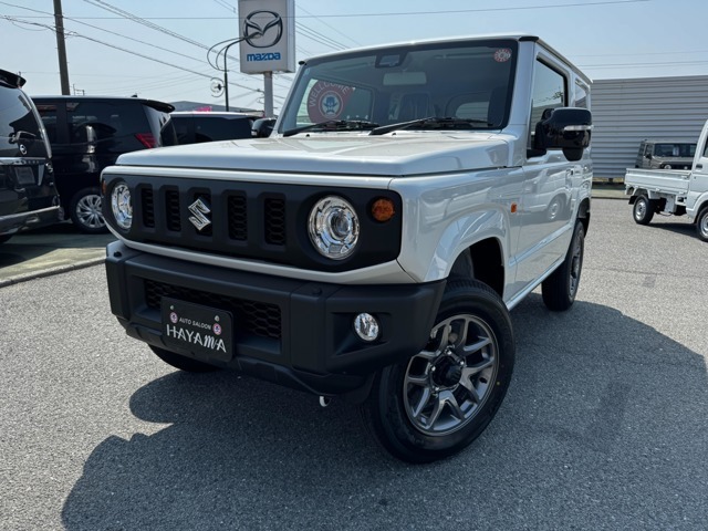 ジムニー　４ＷＤ　６６０　ＸＣ　４ＷＤ　本革巻きステアリン