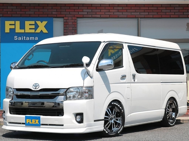ハイエースバン　２ＷＤ　５Ｄ２．８ＤＴスーパーＧＬダークプライム