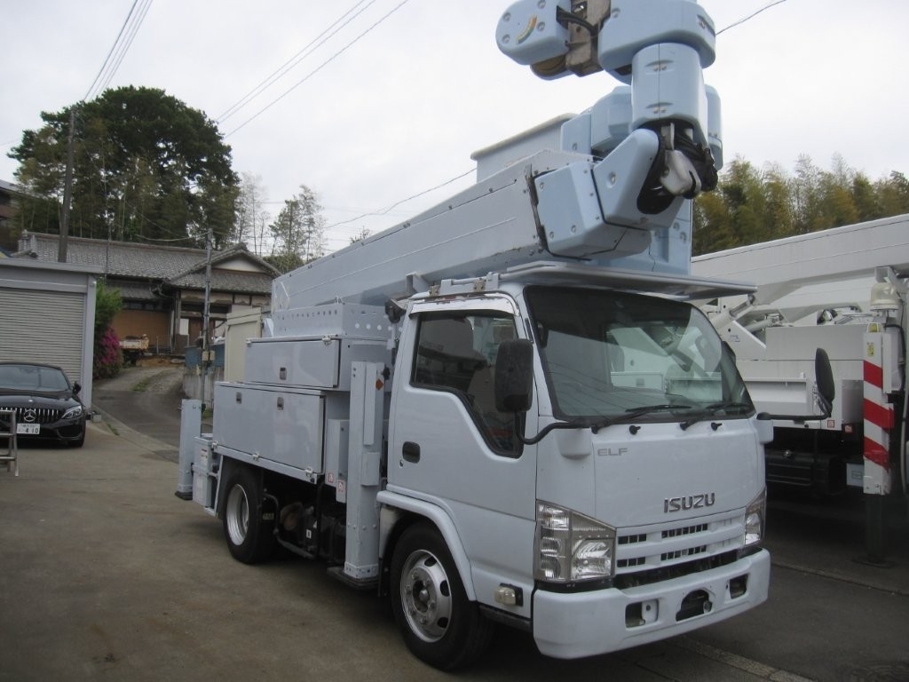 エルフ　特装車