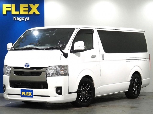 ハイエースバン　２ＷＤ　５Ｄ２．８ＤＴスーパーＧＬダークプライム