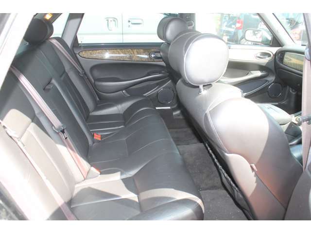 �x�����z�́A�ԑ̉��i�A�@���p�A�����_��