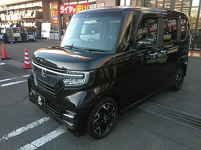 Ｎ　ＢＯＸ　カスタム　４ＷＤ　６６０　カスタム　Ｇ・Ｌ　ターボ　Ｈｏｎ