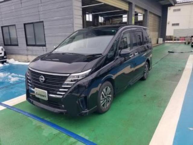 セレナ　ハイウェイスター　Ｖ