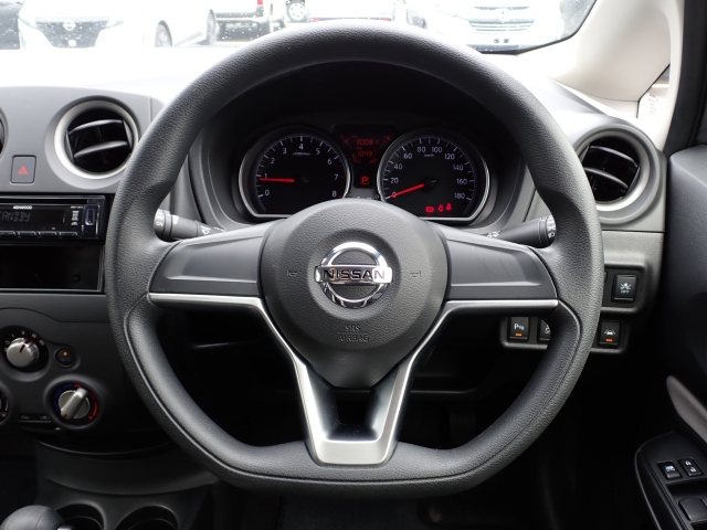 ���Еۏ؂ł͔[�ԓ����瑖�s�����������ŁA���Օi�������S�Ă̕��i���P�N�ԕۏ؂��܂��B�i�����ԗ��Ɋւ��ĉˑ����u�͕ۏؑΏۊO�ƂȂ�܂��j�i�O���Y�Ԃ͋���5,000�q�܂Ŕ��N�ԁj