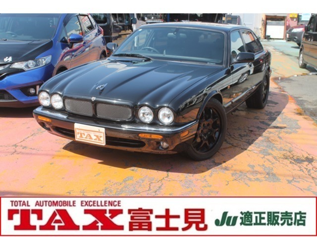 ＸＪシリーズ　セダン　ＸＪエグゼクティブ　３．２－Ｖ８　　ブラ